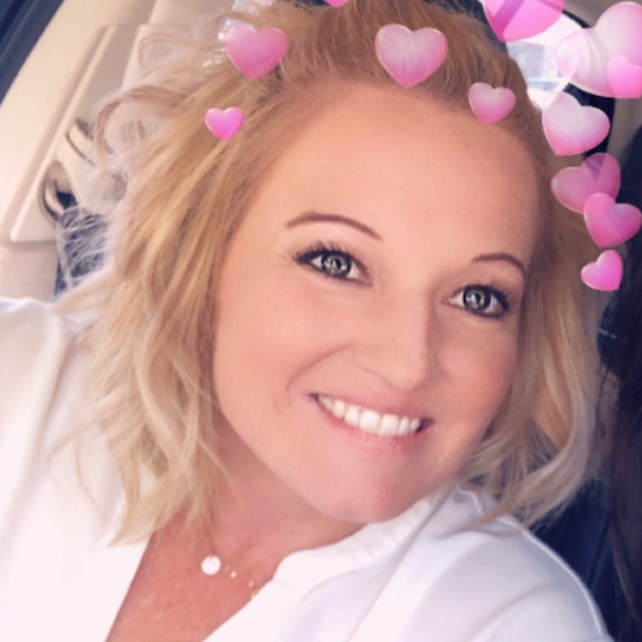 Meet your Posher, Jaime - Picture 1 of 1